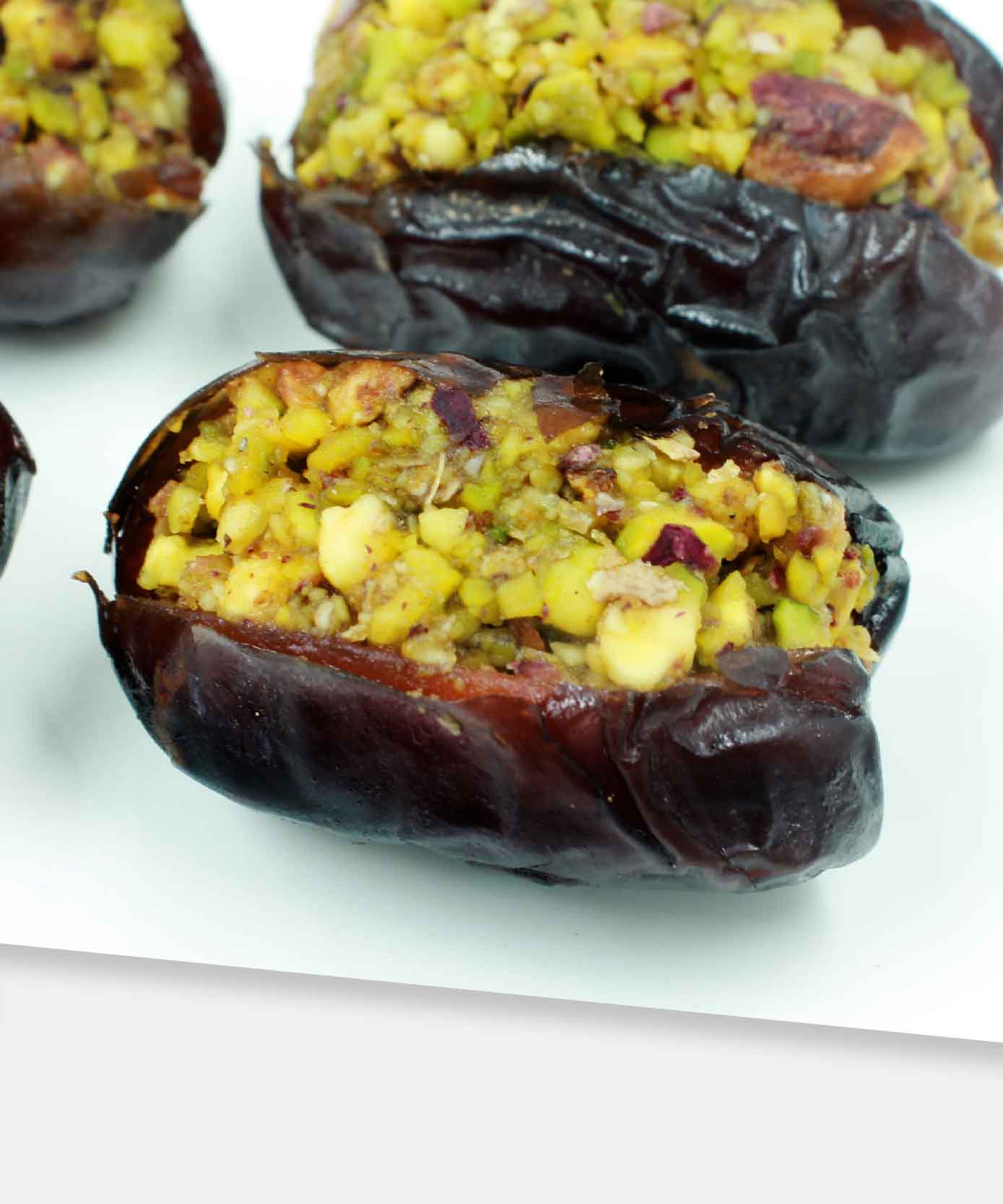 Pista Elaichi Dates Sweets 250 Gm