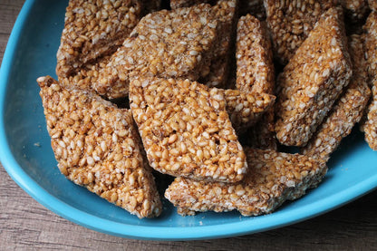 Til Katri Chikki 200 Gm