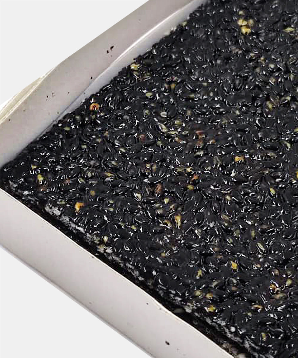 Desi Black Til Papdi 200 Gm
