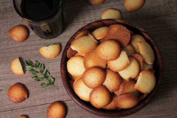 SPECIAL EGG WINE BICUITS